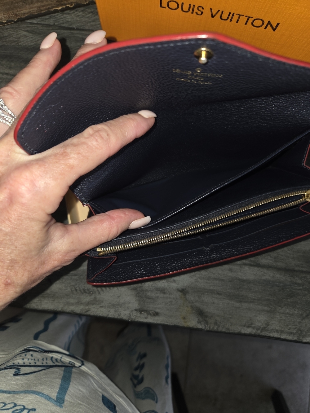 Louis Vuitton Navy Blue Empreinte Leather Wallet. - Picture 7 of 10